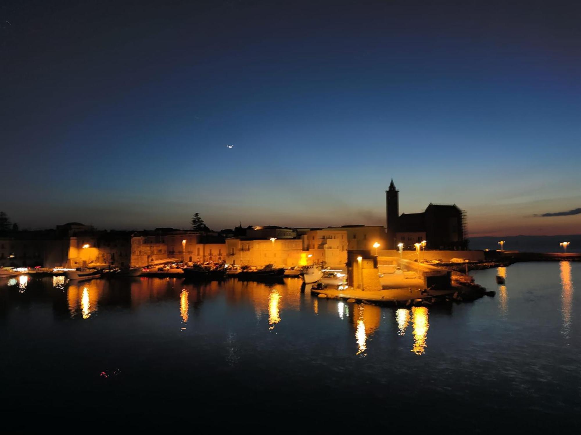 Hotel Terra Di Trani Esterno foto